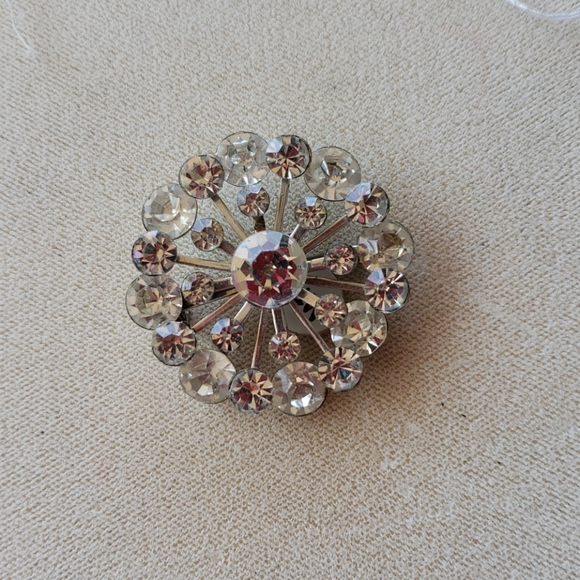 Brooch - Picture 3 of 4